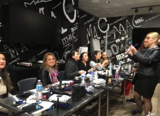 Aula de maquiagem na MAC em San Francisco