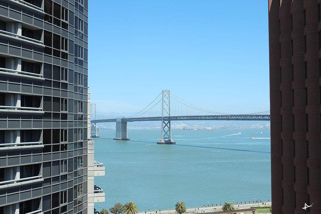 Vista da Bay Bridge de South Beach