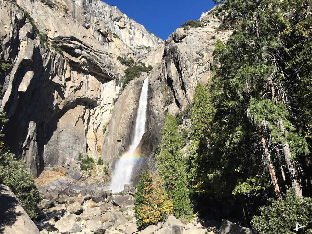 Base da cachoeira no Yosemite