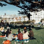 Estudantes na Alamo Square em San Francisco